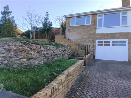 2 Bed Semi-Detached House, Sutton Park Road, DY11