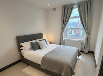 2 Bed Flat, Upper Tooting Road, SW17