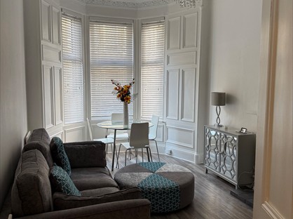 2 Bed Flat, Cambusnethan Street, EH7