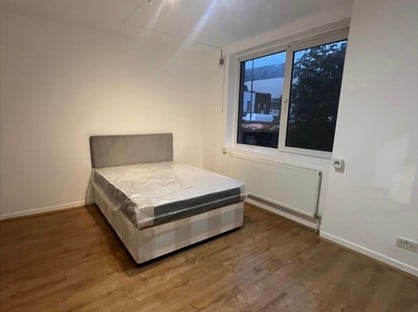 Room in a Shared Flat, Chalmers House, SW11