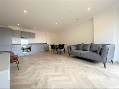 Room in a Shared House, Pressing Lane, UB3