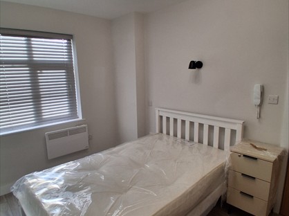 Studio Flat, Upper Clapton Road, E5