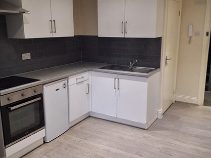 Studio Flat, Evering Road, N16