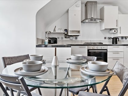 2 Bed Flat, Oakleigh Road, N20