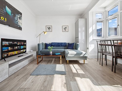 2 Bed Flat, Overton Street, E10