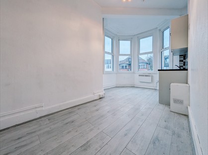 Room in a Shared House, Palmeira Avenue, SS0