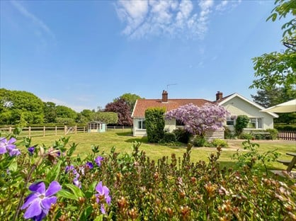 5 Bed Bungalow, Short Let, NR9