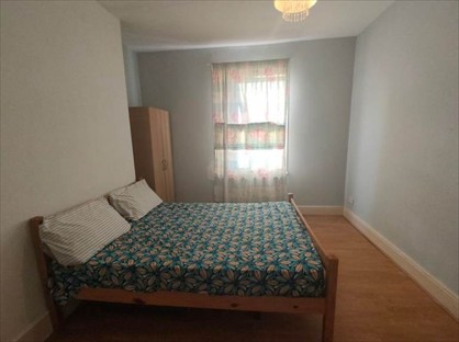 Room in a Shared House, Herbert Road, SE18