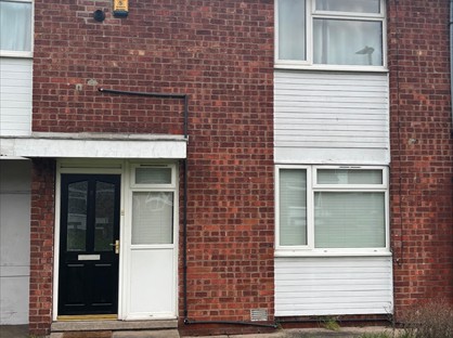 2 Bed Terraced House, Clanthorpe, HU6