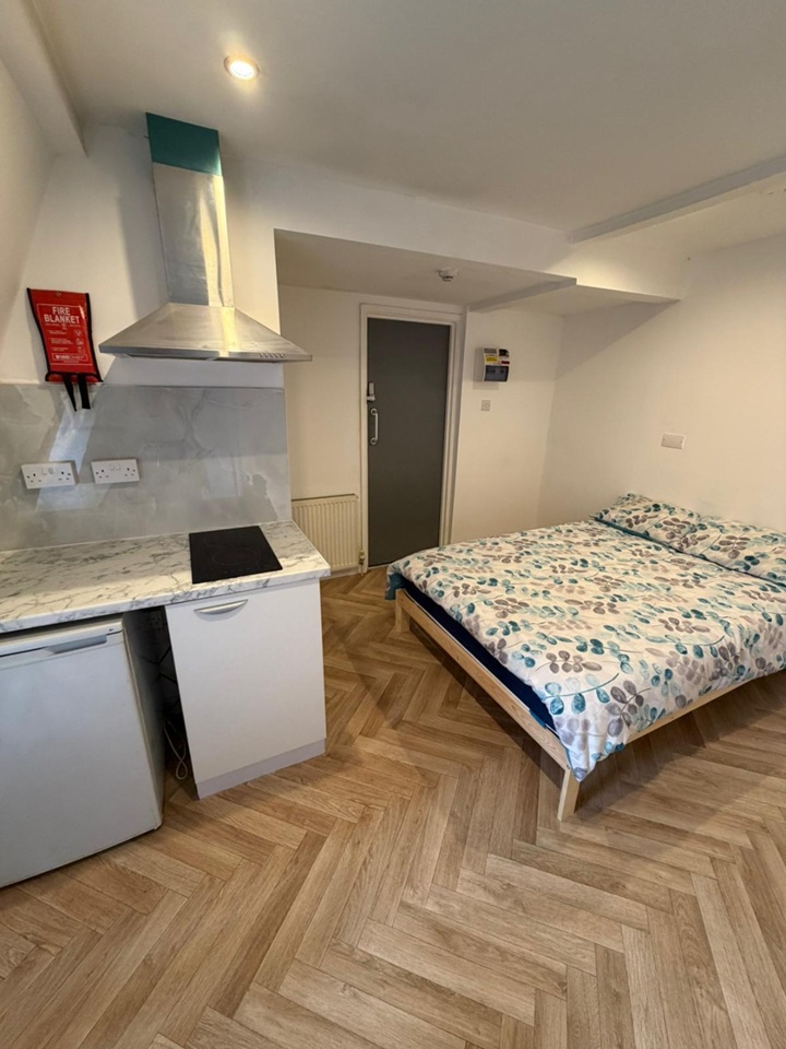 Studio Flat, Mansfield Road, NG1, N1 7GU