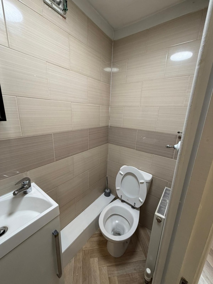 Additional image 7 of Studio Flat, Mansfield Road, NG1, N1 7GU