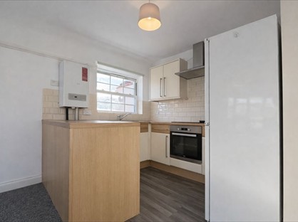 2 Bed Flat, Abbey Barn Road, HP11