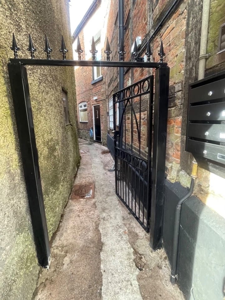 Wem - 1 Bed Flat, High Street, SY4 - To Rent Now for £800.00 p/m