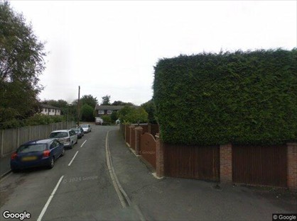 3 Bed Terraced House, Lanewood Close, HP7