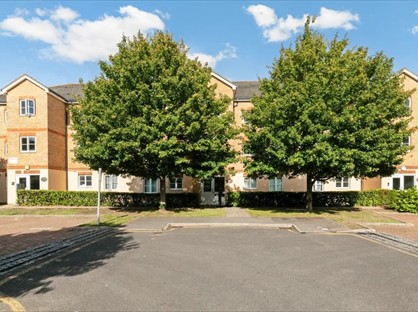 2 Bed Flat, East India Way, CR0