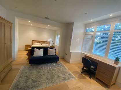 Room in a Shared House, Dorset Road, SW19