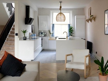 3 Bed Maisonette, Finborough Road, SW10