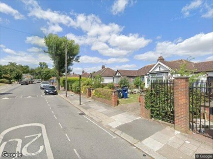 Room in a Shared Flat, Eastcote Lane, UB5