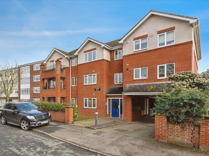 2 Bed Flat, Hornbeam Road, IG9