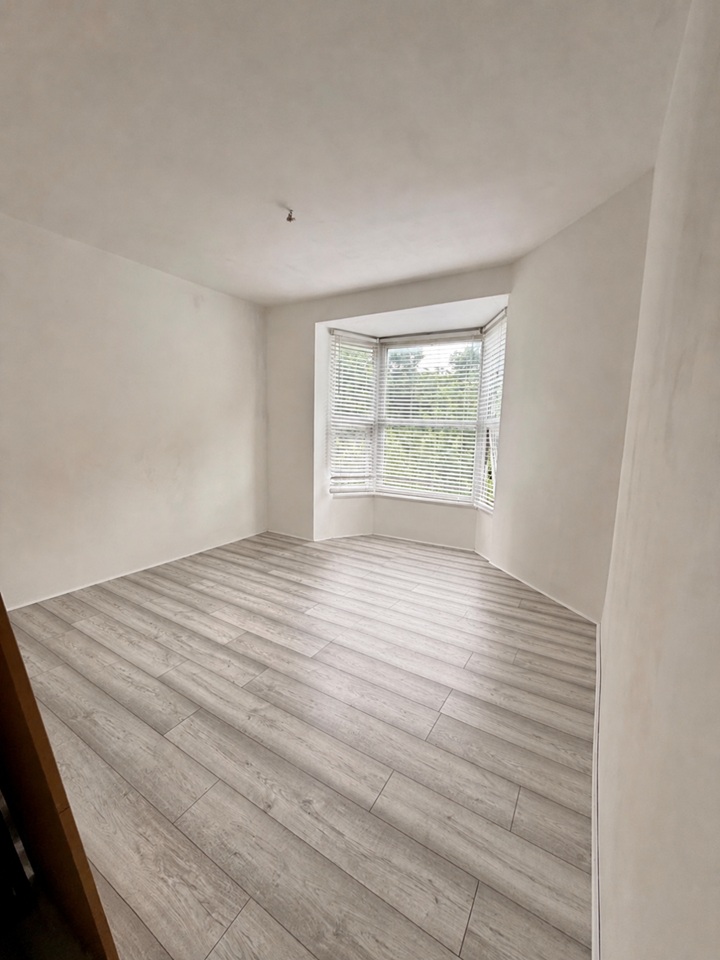 1 Bed Flat, Hymers Avenue, HU3