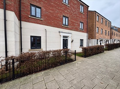 2 Bed Flat, London Road, NN17