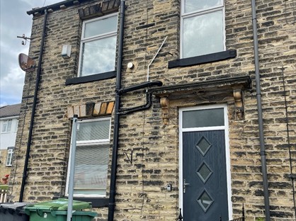 2 Bed End Terrace, Halifax Road, WF15