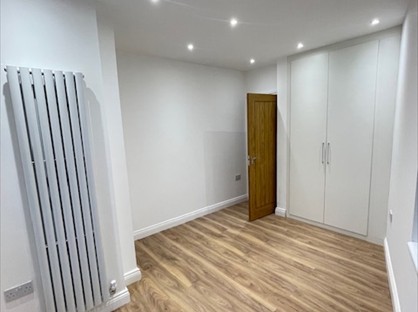 3 Bed Flat, North Gardens, SW19