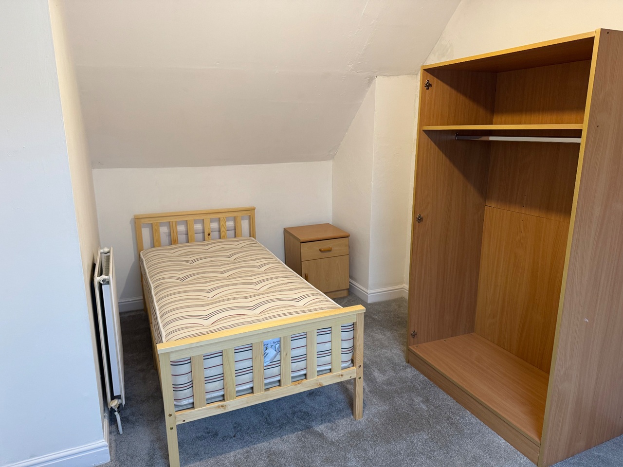 Additional image 7 of 3 Bed End Terrace, Ruth Square, S10, N1 7GU