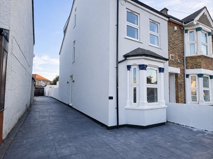 5 Bed Semi-Detached House, Cambridge Road, TW4