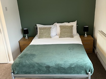 Room in a Shared House, Manton Crescent, S80