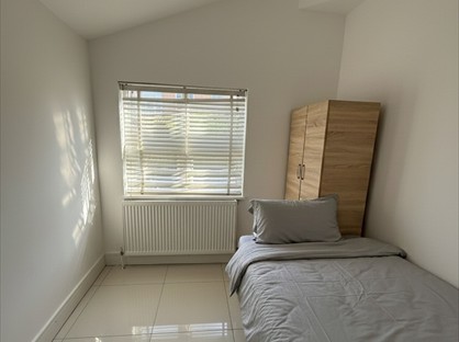 Room in a Shared House, Durban Road, N17