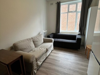 3 Bed Flat, Seven Sisters Road, N4
