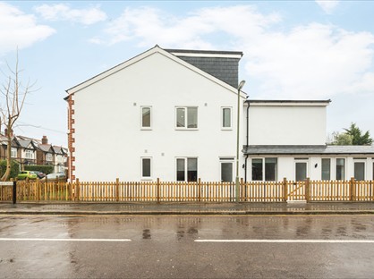 6 Bed Flat, Hook Road, KT19