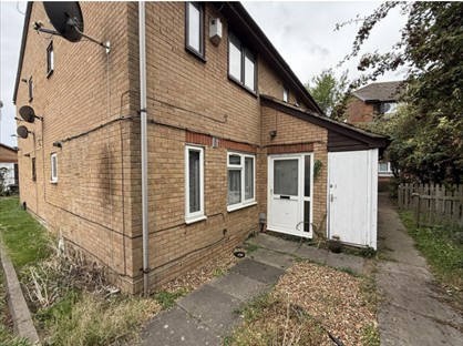Studio Flat, Bader Gardens, SL1