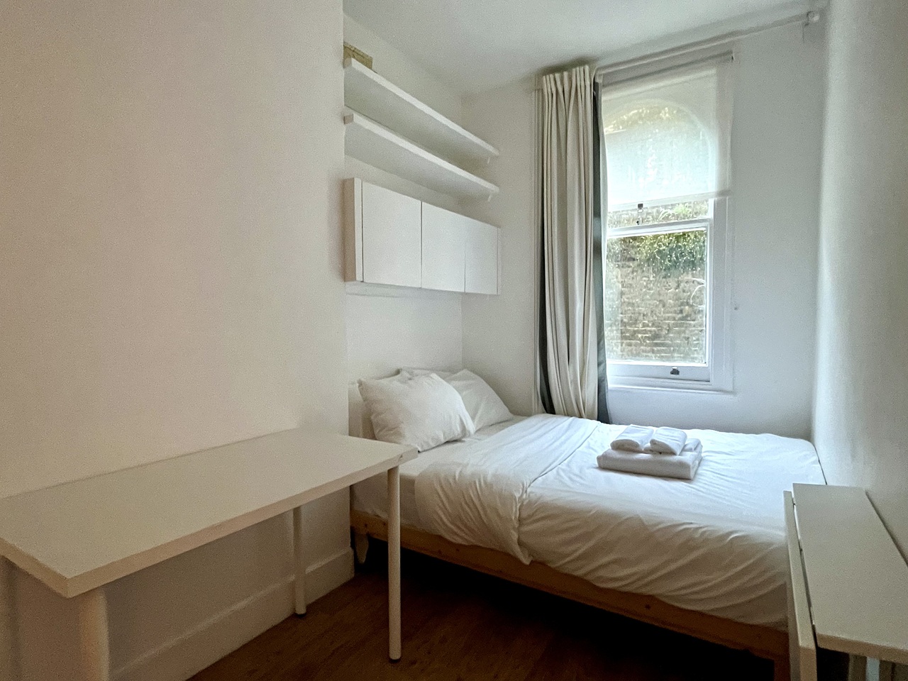 Additional image 3 of 2 Bed Flat, Bath Terrace, SE1, N1 7GU