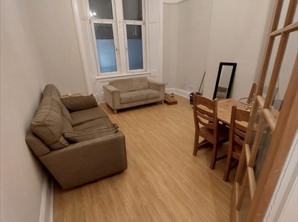 2 Bed Flat, Pollokshaws Road, G41
