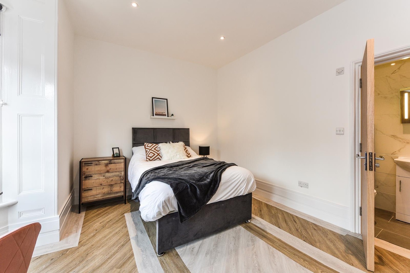 Additional image 4 of Room in a Shared House, Gordon Avenue, SO14, N1 7GU