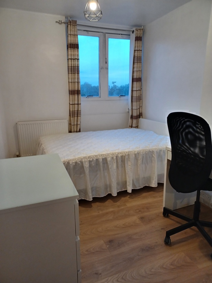 Room in a Shared Flat, Keith House, NW6 photo 5
