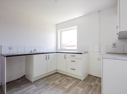 1 Bed Flat, Osprey Court, CF63