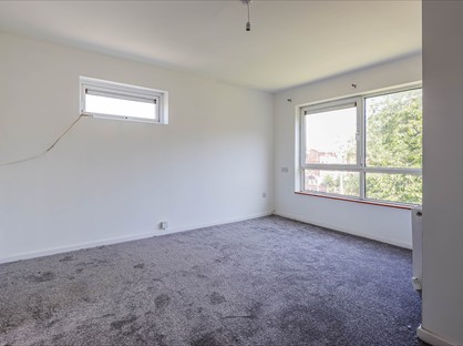 1 Bed Flat, Osprey Court, CF63