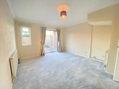 2 Bed Terraced House, Larkspur Road, WR5