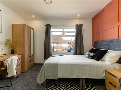 Room in a Shared House, Cheetham Road, M27