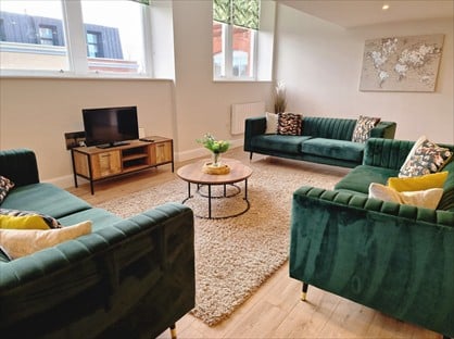 3 Bed Flat, Beacalls Lane, SY1