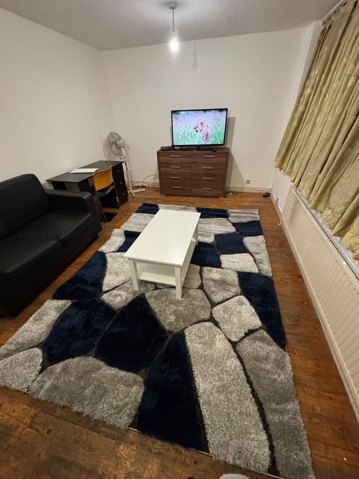 Room in a Shared Flat, Eynsford House, SE17
