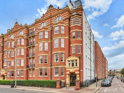 2 Bed Flat, Kenilworth Court, SW15