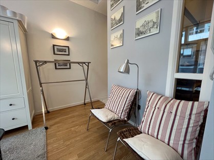 1 Bed Flat, China House, M1