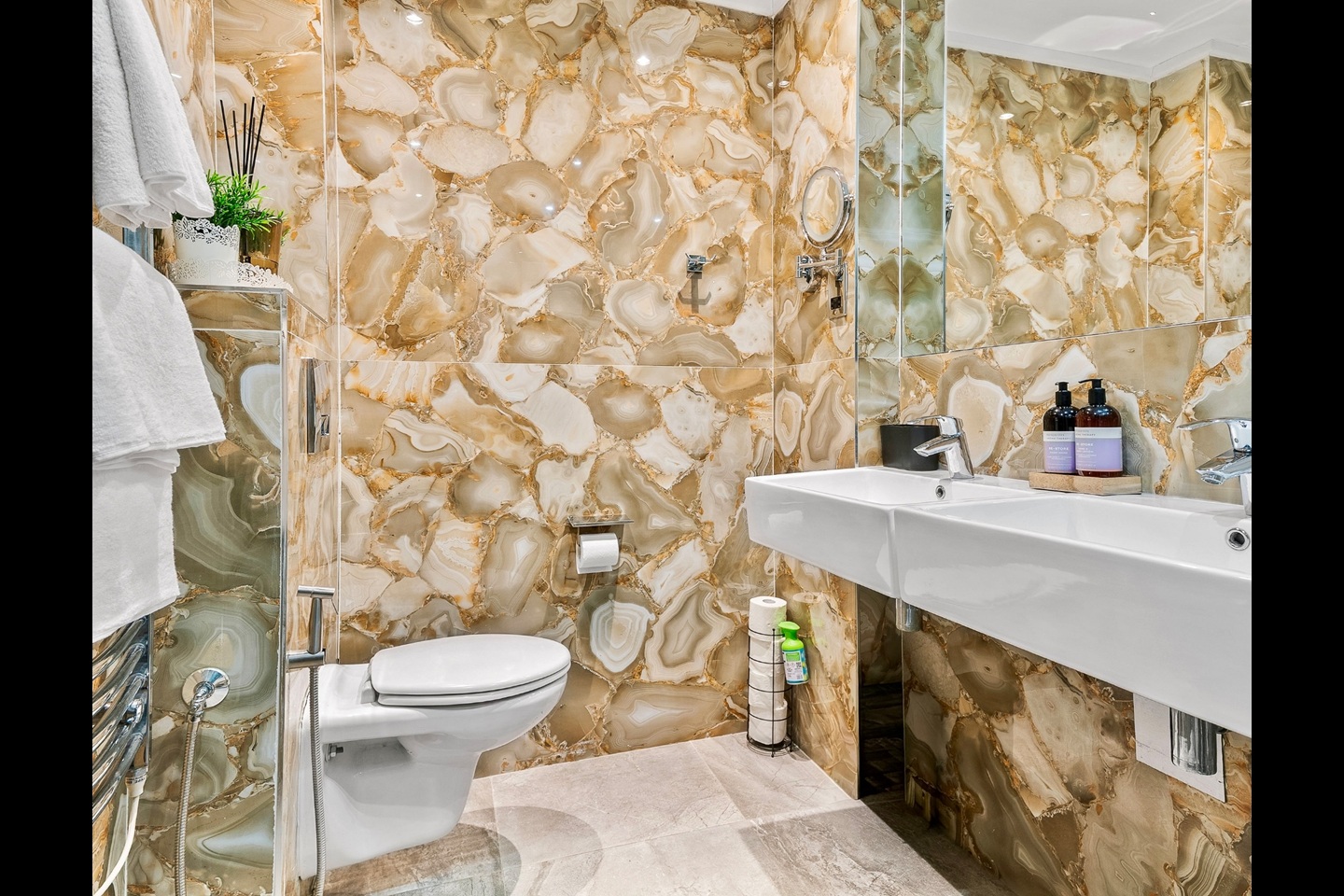 Additional image 9 of 1 Bed Flat, Welbeck St, W1G, N1 7GU