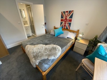 Room in a Shared House, Markenfield Road, GU1