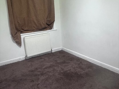 3 Bed Terraced House, Pennington Terrace, BD5