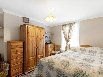 Room in a Shared Flat, Beardell Street, SE1